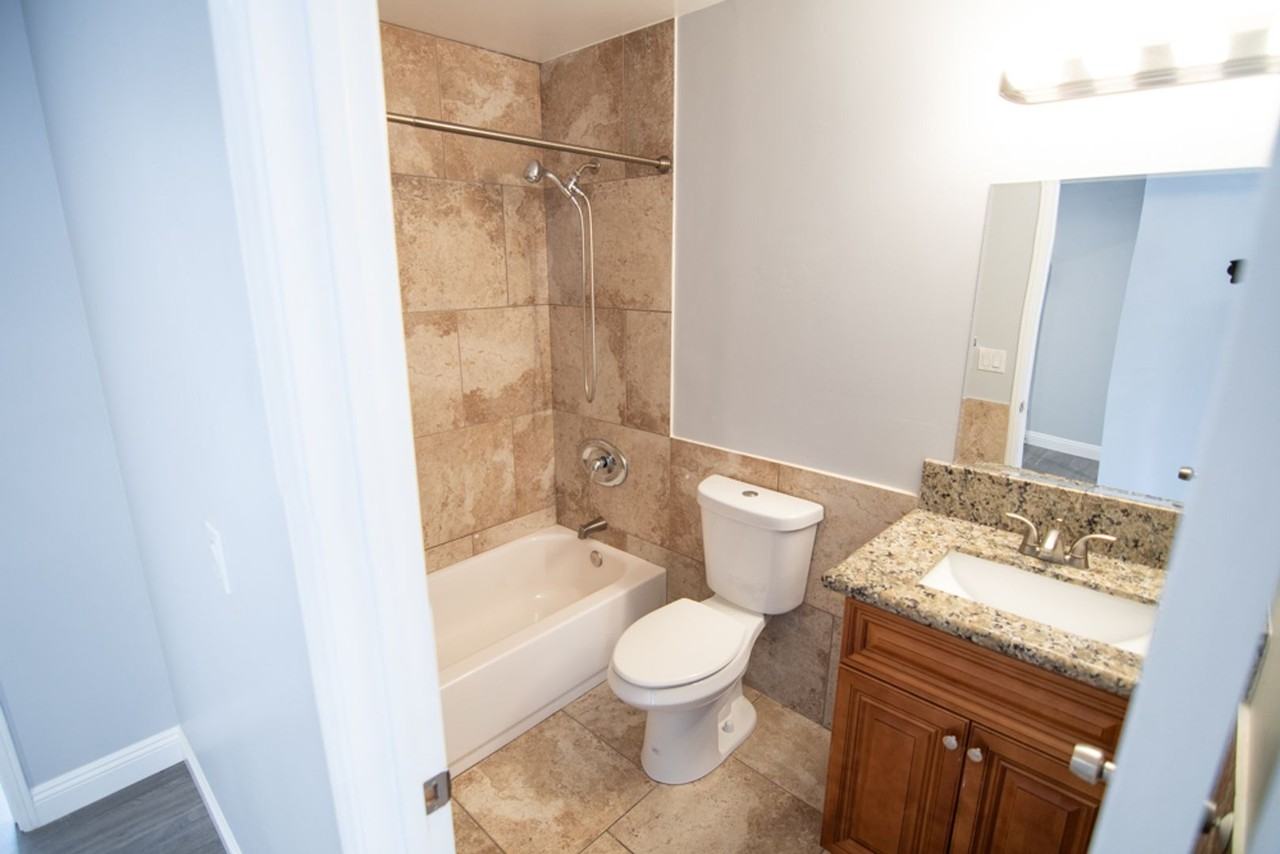 1181 Florida St - Photo 6 of 38