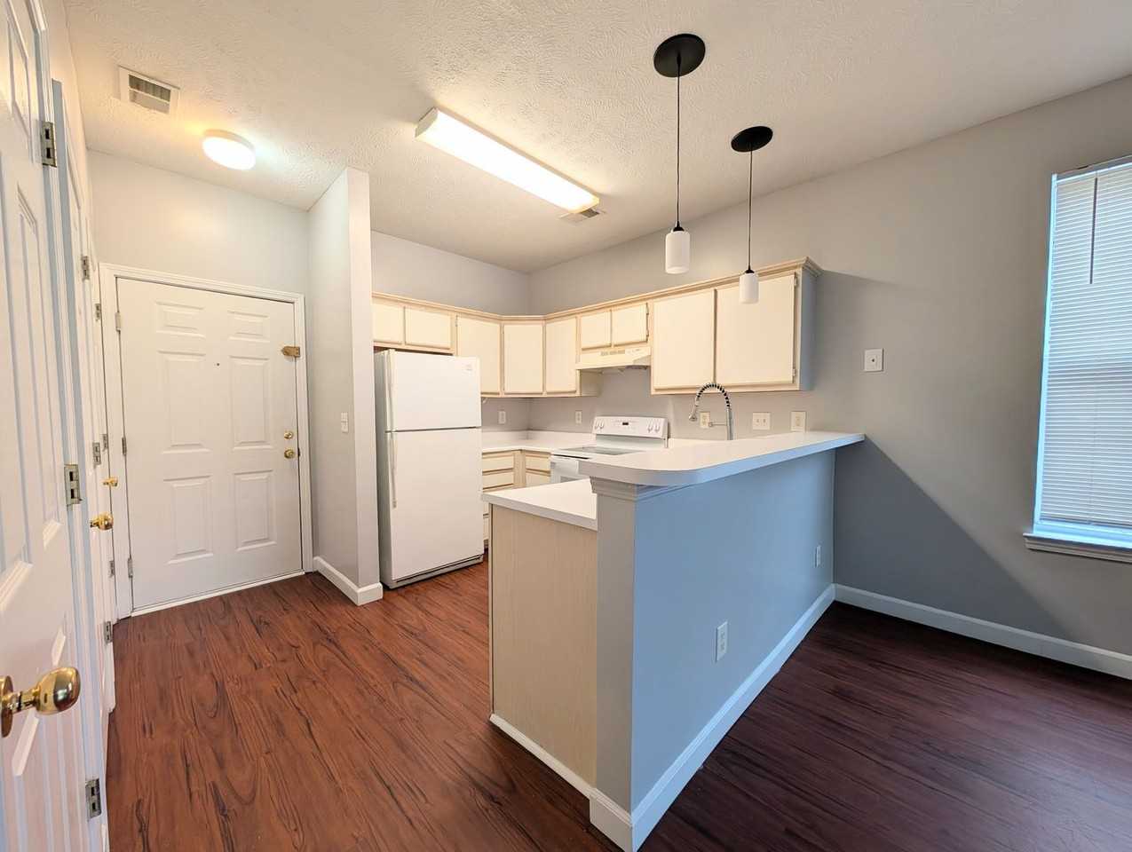 484 484 River Oaks Drive 62 E - Photo 6 of 31