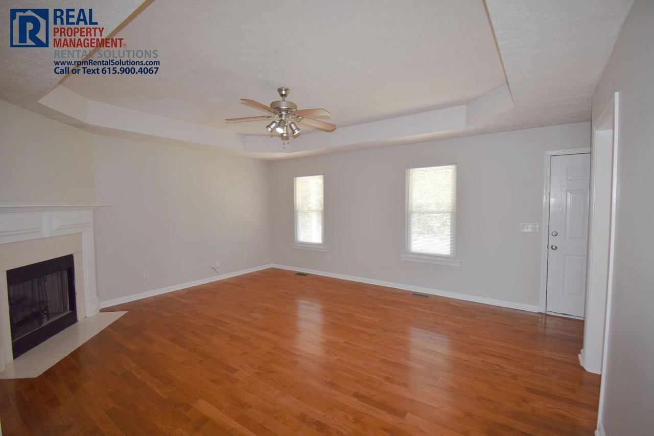 1183 Osborne Ln - Photo 6 of 25