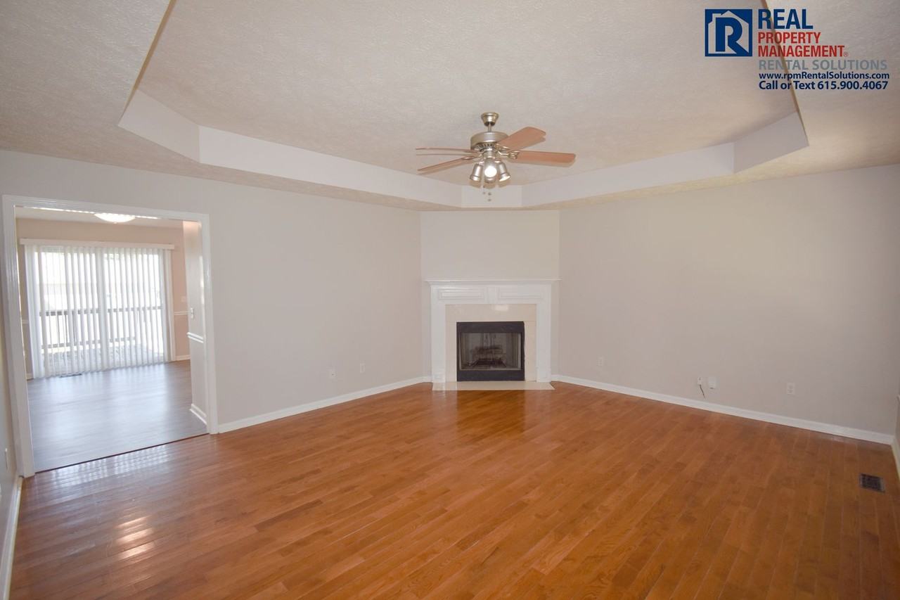 1183 Osborne Ln - Photo 7 of 25