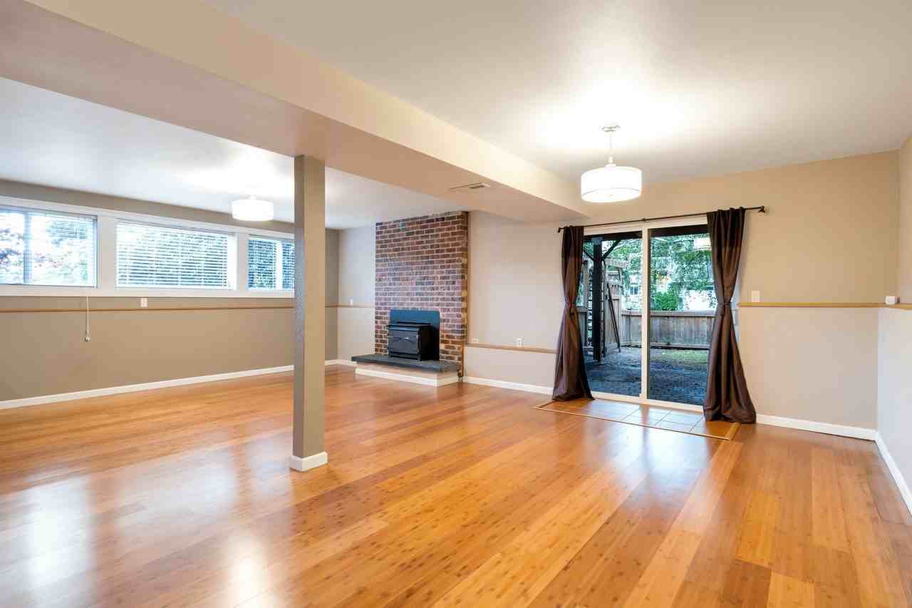 1534 5th Pl - Photo 5 of 25