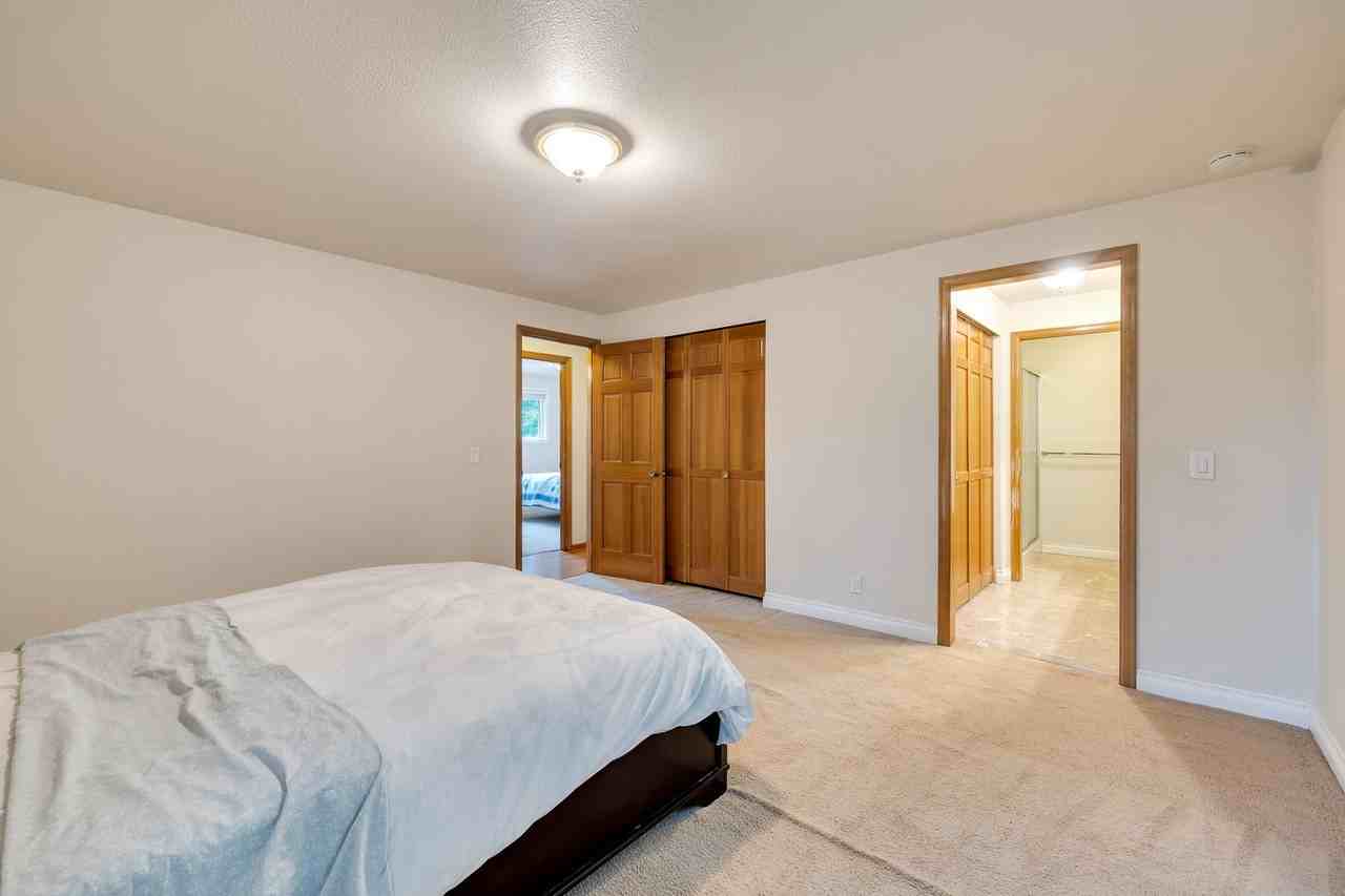 1534 5th Pl - Photo 6 of 25