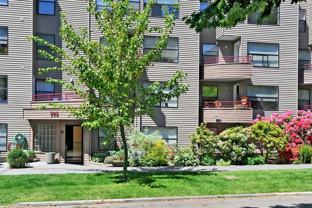 Washington Court - Photo 1 of 1