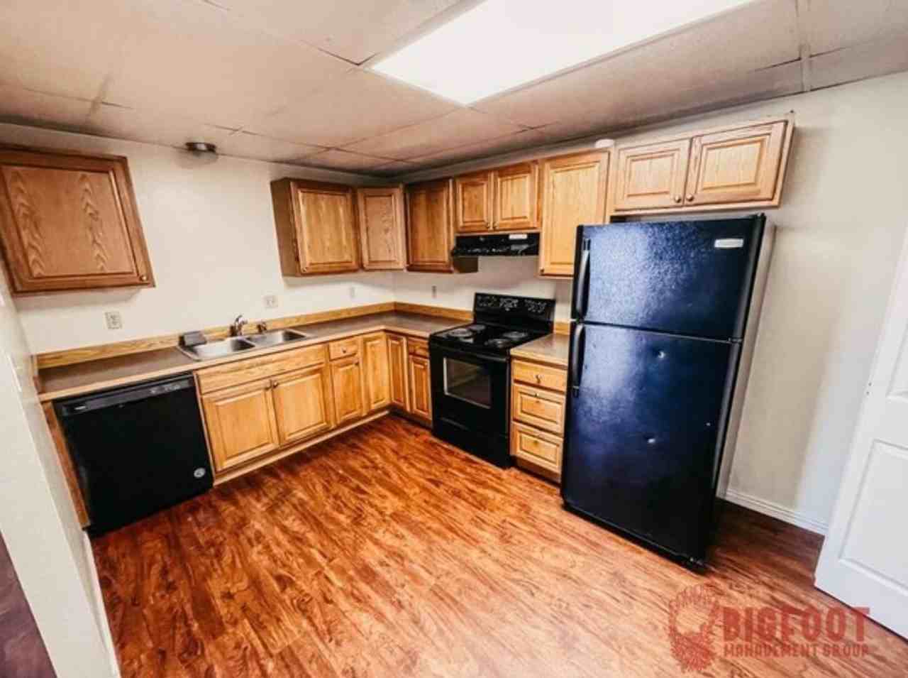 1616 Cannon St #24 - Photo 2 of 10