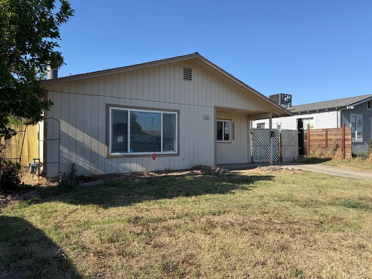 2355 E Olive Ave - Photo 2 of 2