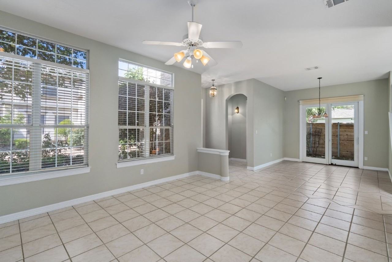 3906 Gaines Ct - Photo 7 of 33