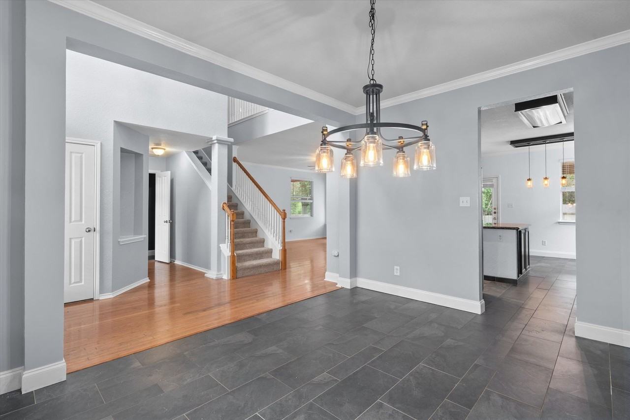 1213 Red Ranch Cir - Photo 6 of 49