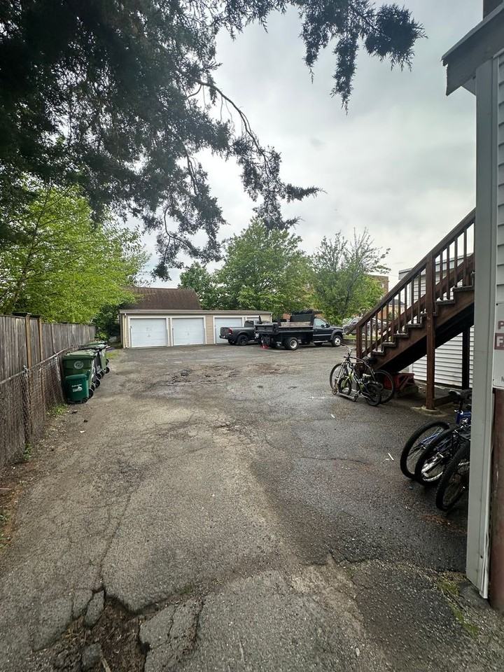 92 Waltham St - Photo 6 of 6