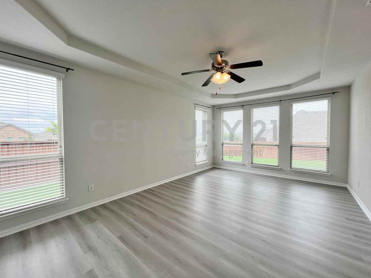 15201 Everly Ct - Photo 6 of 14