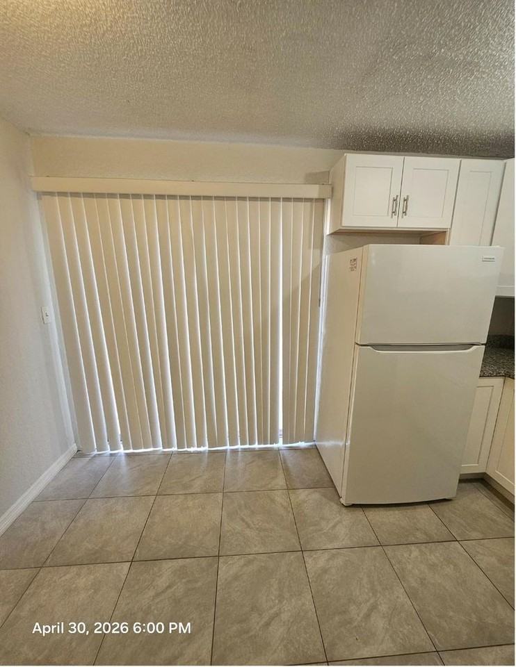 4005 Avenue I #A - Photo 6 of 16