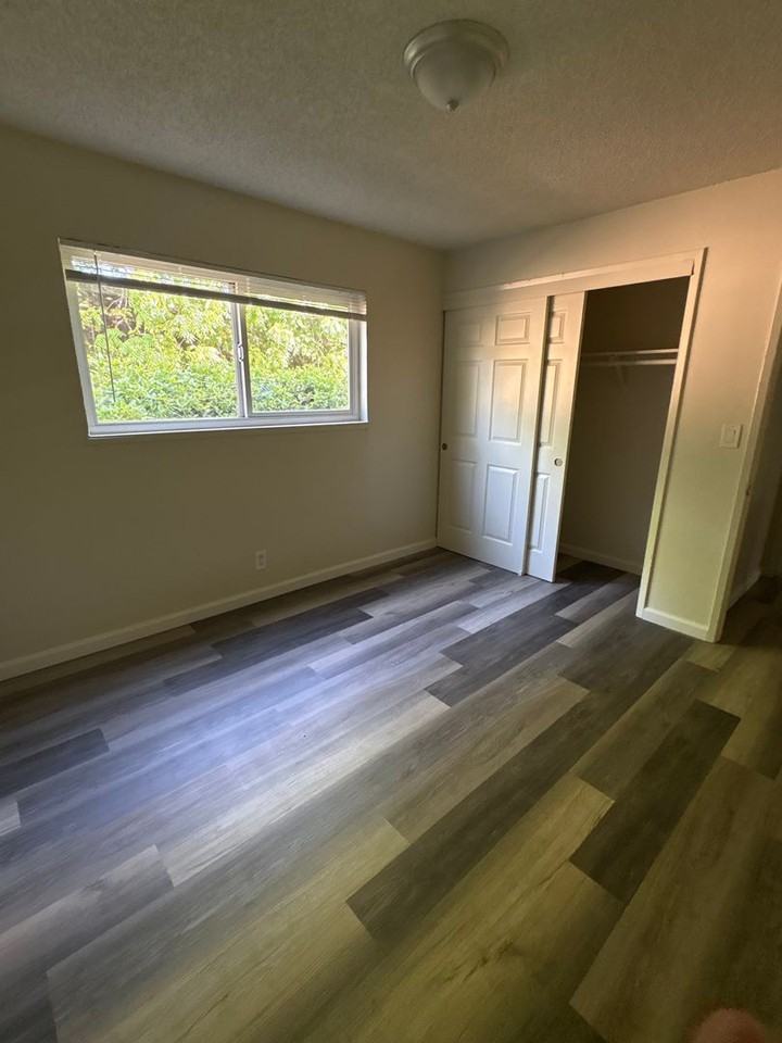 420 - 710 N 23rd - Photo 2 of 9