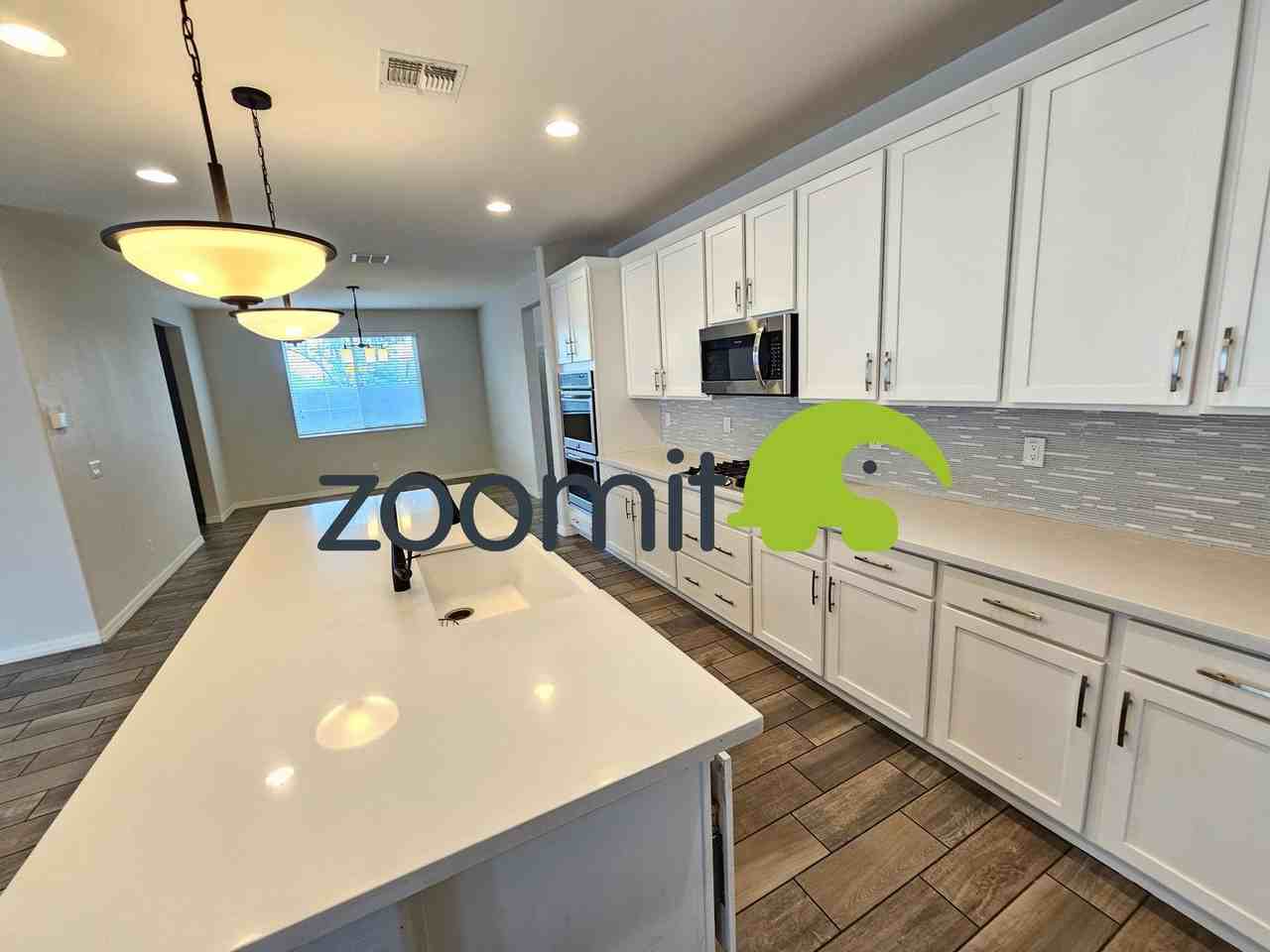 2212 W Betty Elyse Ln - Photo 2 of 50
