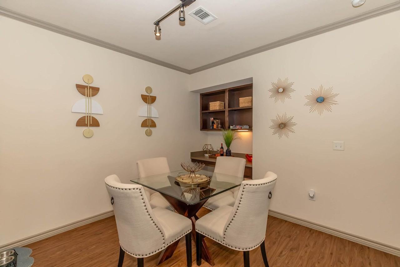 Aria Victoria Apartments - Photo 6 of 40
