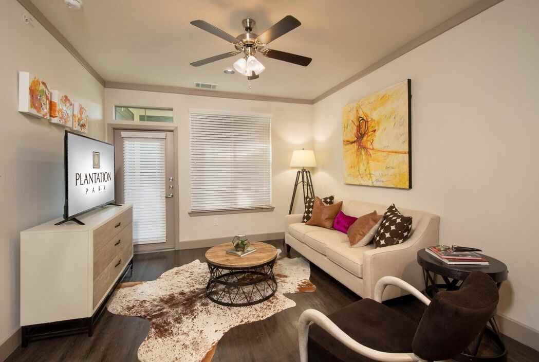 Plantation Park Apartments - Photo 4 of 18