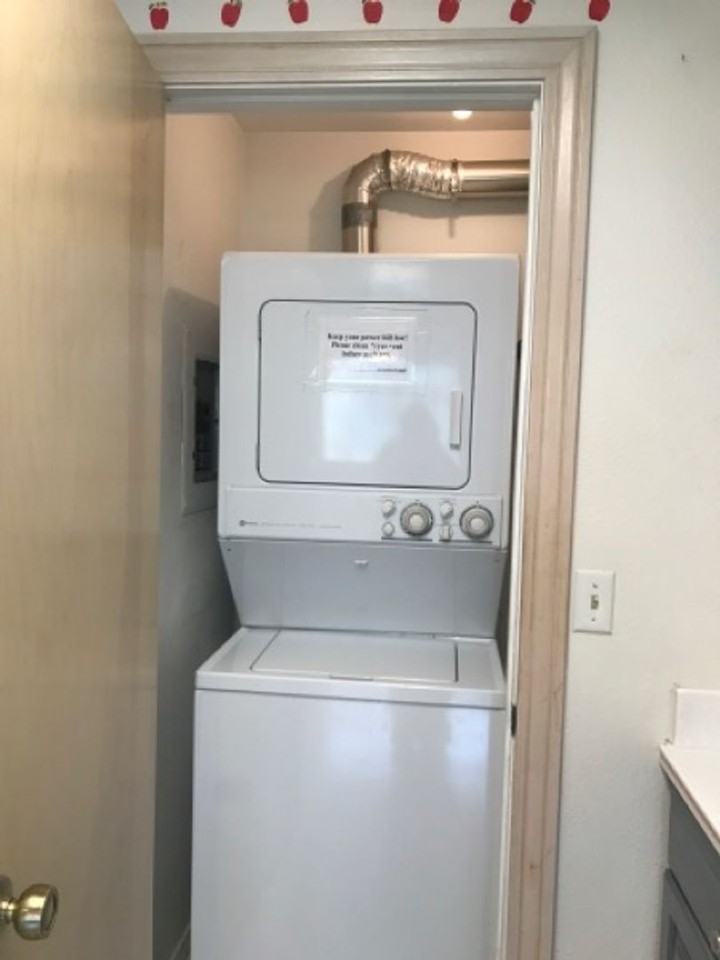 787 Meadows Dr #2 - Photo 6 of 10