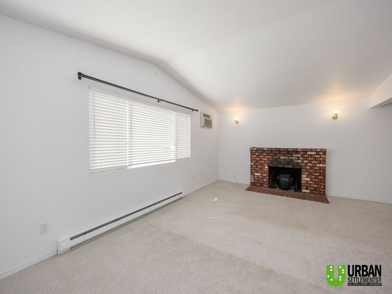 208 E Weile Ave #3 - Photo 2 of 17