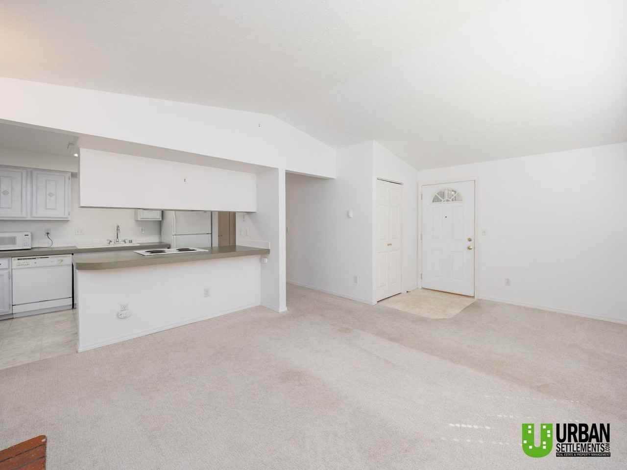 208 E Weile Ave #3 - Photo 3 of 17