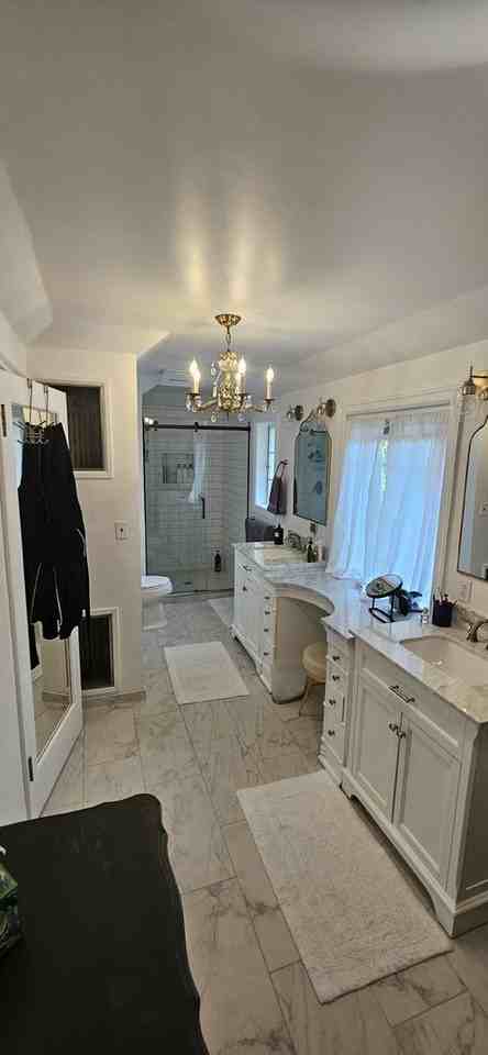 1006 E Overbluff Rd - Photo 3 of 49