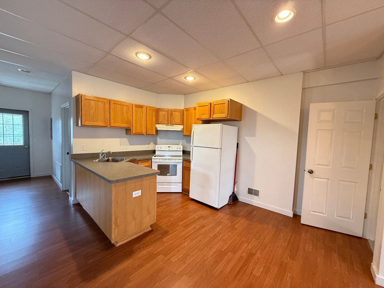 100 E Michigan Ave - Photo 6 of 20