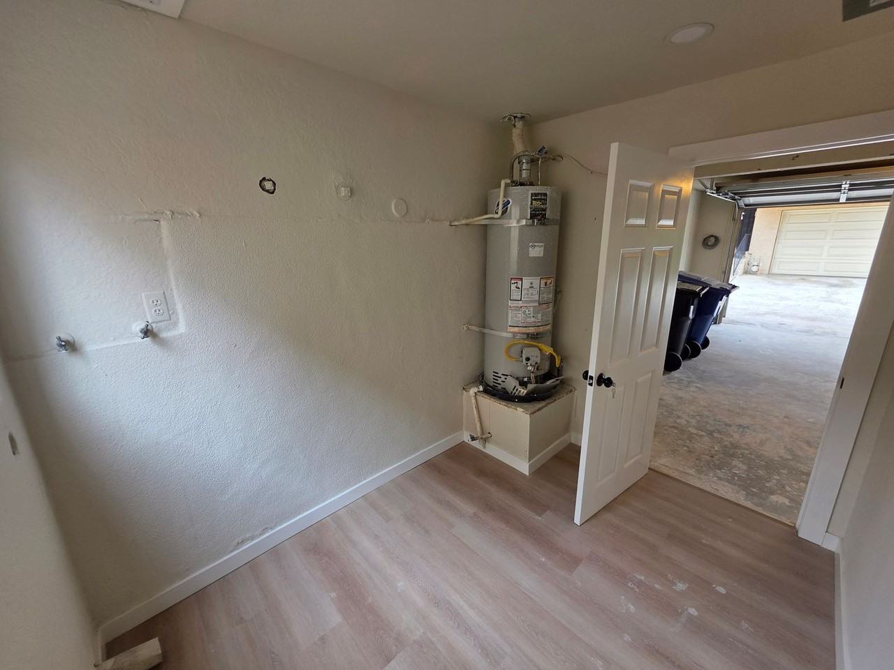 13987 Coteau Dr #10 - Photo 6 of 35