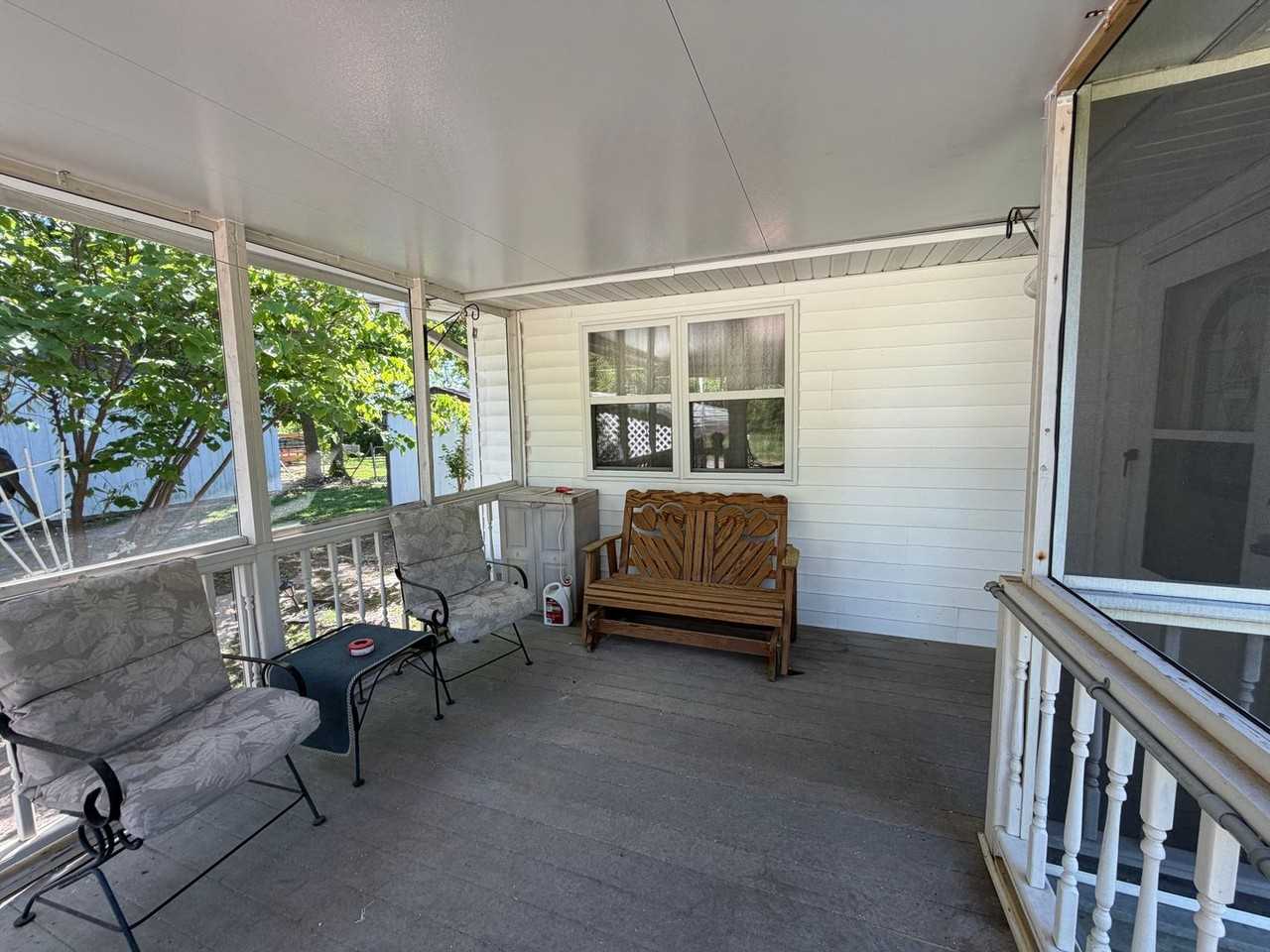 713 Dublin Ln - Photo 6 of 38