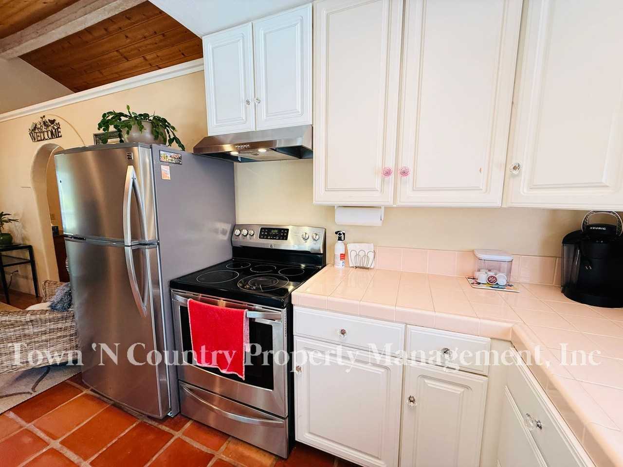 262 San Benancio Rd - Photo 4 of 9