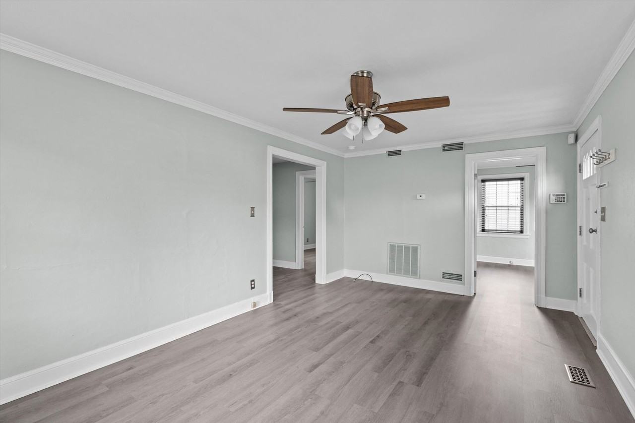845 Norman Ave - Photo 7 of 28