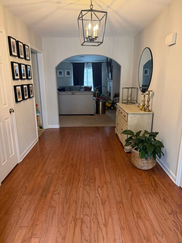 665 Club Dr - Photo 3 of 21