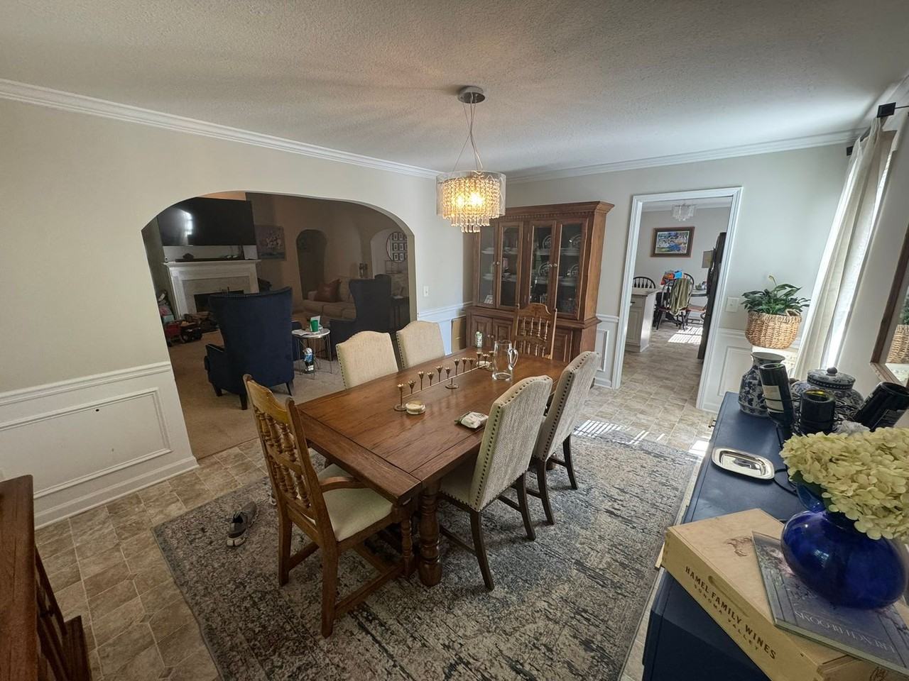665 Club Dr - Photo 6 of 21