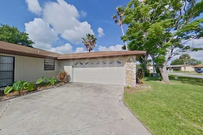 308 Wildwood Dr - Photo 4 of 35