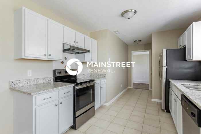 330 Needham Blvd - Photo 5 of 15