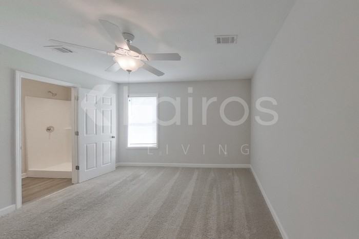 1396 Maxwell Cir - Photo 7 of 15