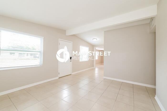 502 Glad Rd - Photo 3 of 15