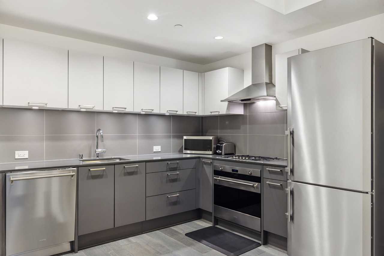 1075 Market Street #212 - Photo 2 of 31