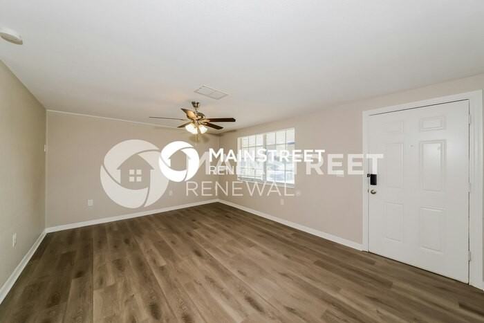 703 59th Avenue Ter W - Photo 3 of 16