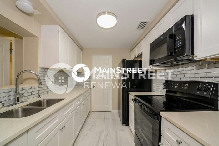 703 59th Avenue Ter W - Photo 5 of 16