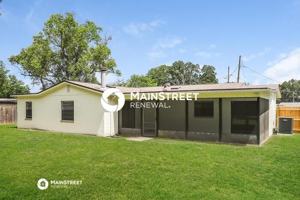 featured image of 8235 Gershwin St