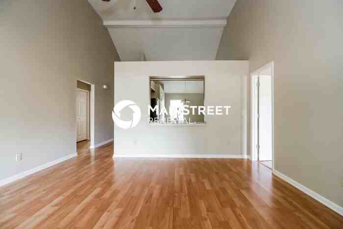 516 Church Ln - Photo 4 of 16