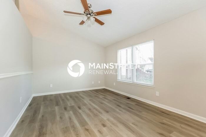 1309 Cadogan Way - Photo 2 of 17