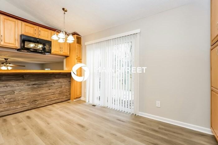 1309 Cadogan Way - Photo 4 of 17