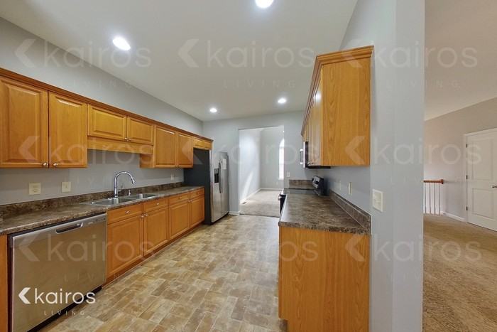 5283 Flint Hill Trce - Photo 4 of 25