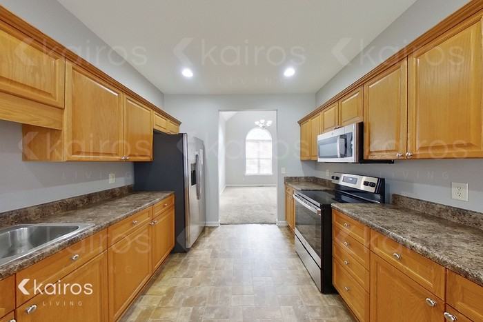 5283 Flint Hill Trce - Photo 5 of 25