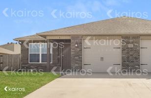 featured image of 5001 E Thomas St #A