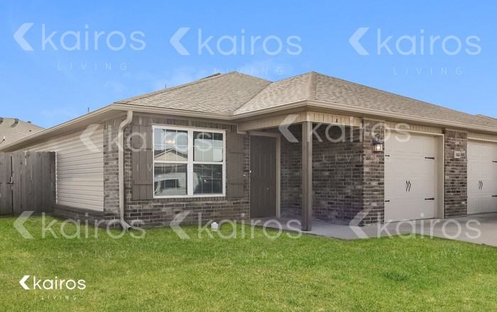 5001 E Thomas St #A - Photo 2 of 15