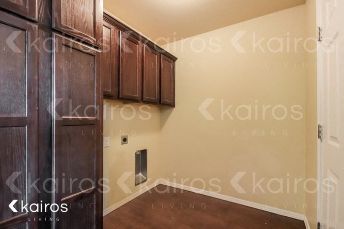 5001 E Thomas St #A - Photo 7 of 15