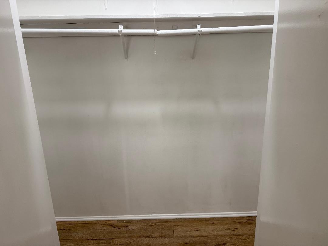 1759 Winona Boulevard #11 - Photo 4 of 17