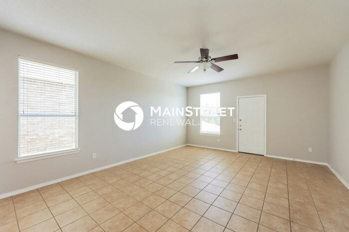 12534 Crockett Way - Photo 3 of 16