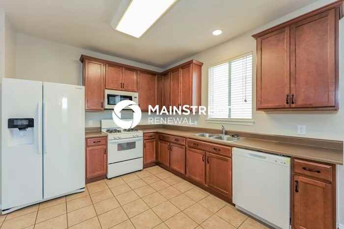 12534 Crockett Way - Photo 6 of 16