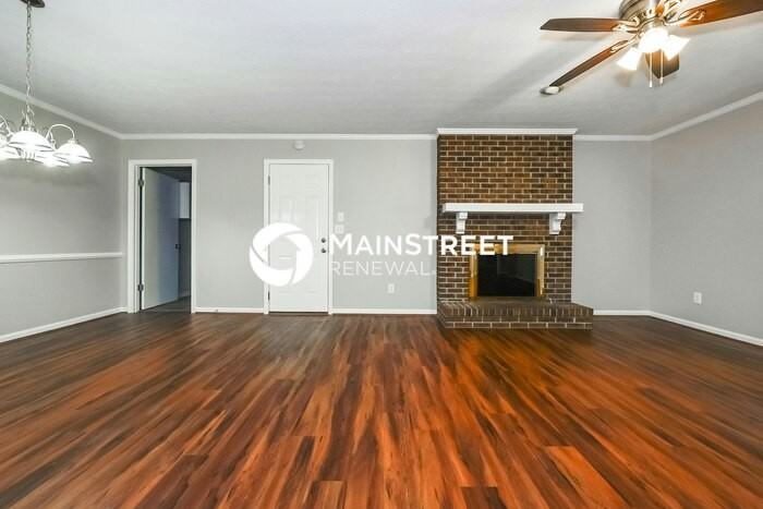 3438 Creekwood Dr Se - Photo 4 of 16
