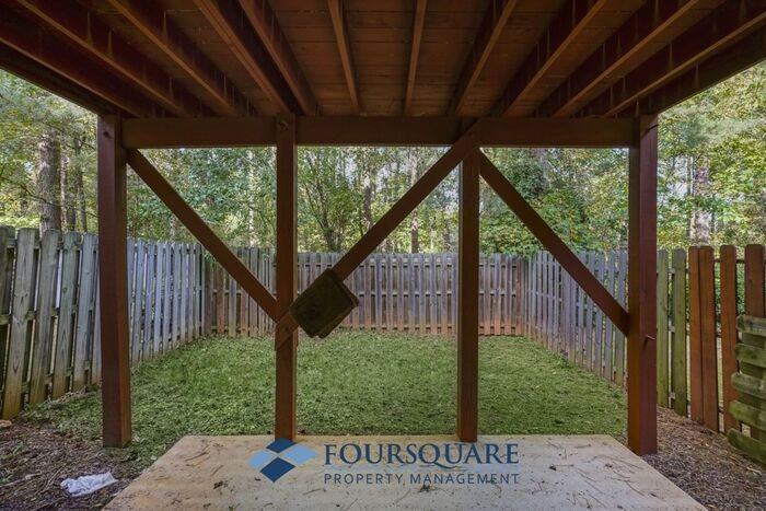 8142 Upper Lake Dr - Photo 3 of 28
